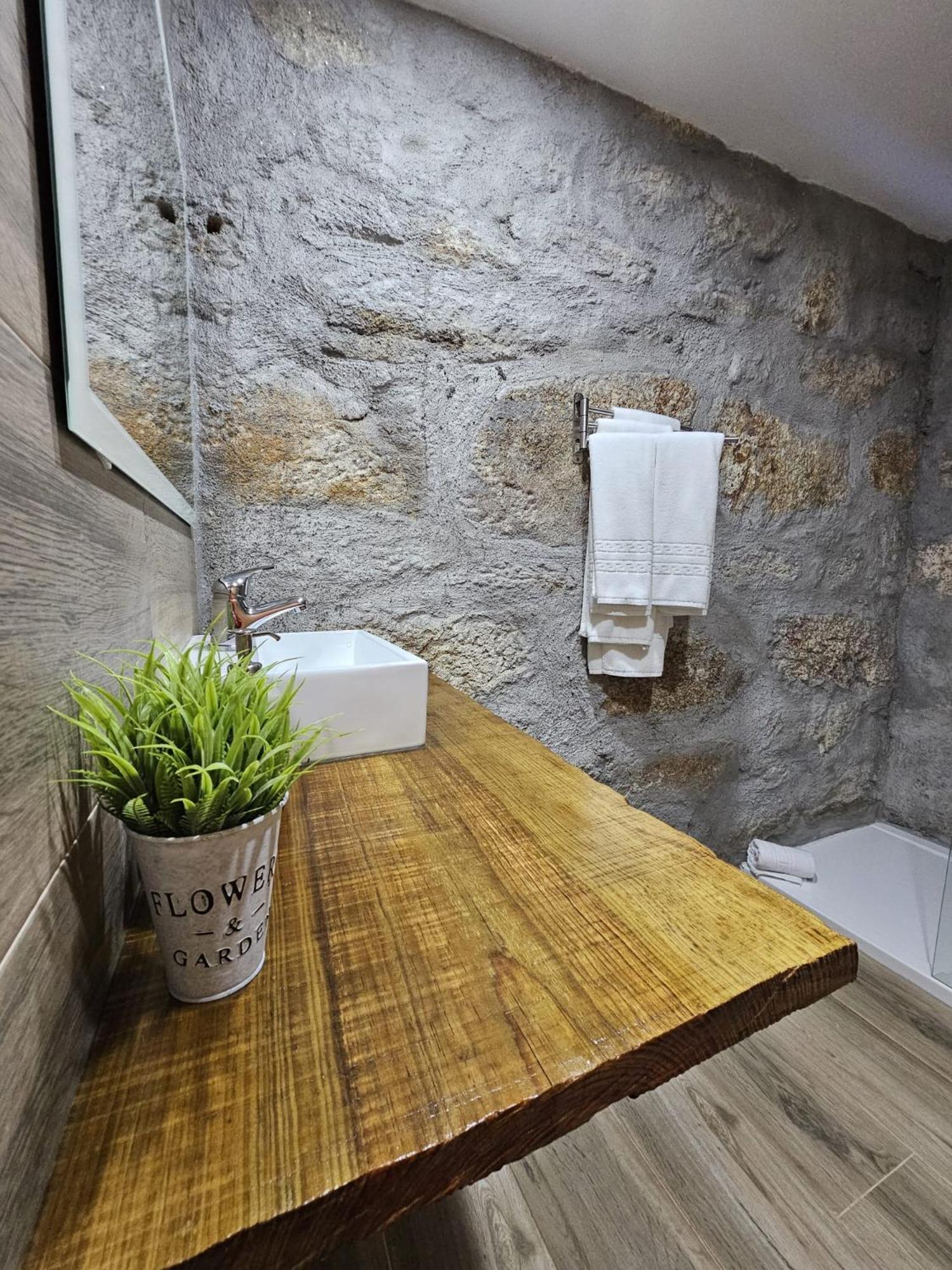 阿尔库什迪瓦尔德维什Quinta Vilar De Lobos别墅 外观 照片